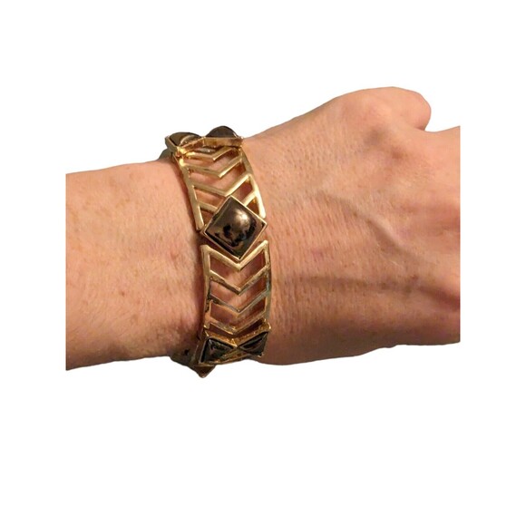 Chevron Gold Tone Costume Jewelry Cut Out Bracelet Smoke Gemstones Adjustable - Picture 12 of 13